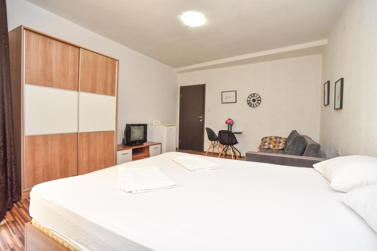 Apartments Bjelanovic Budva Ngoại thất bức ảnh
