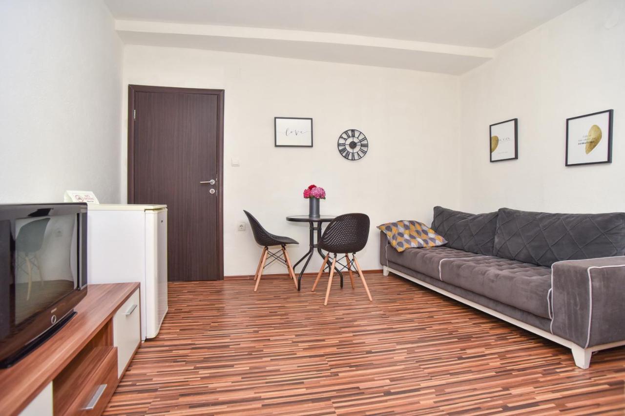 Apartments Bjelanovic Budva Ngoại thất bức ảnh